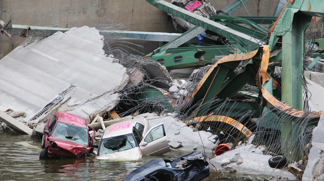 10 years later Survivors reflect on the I35W bridge collapse